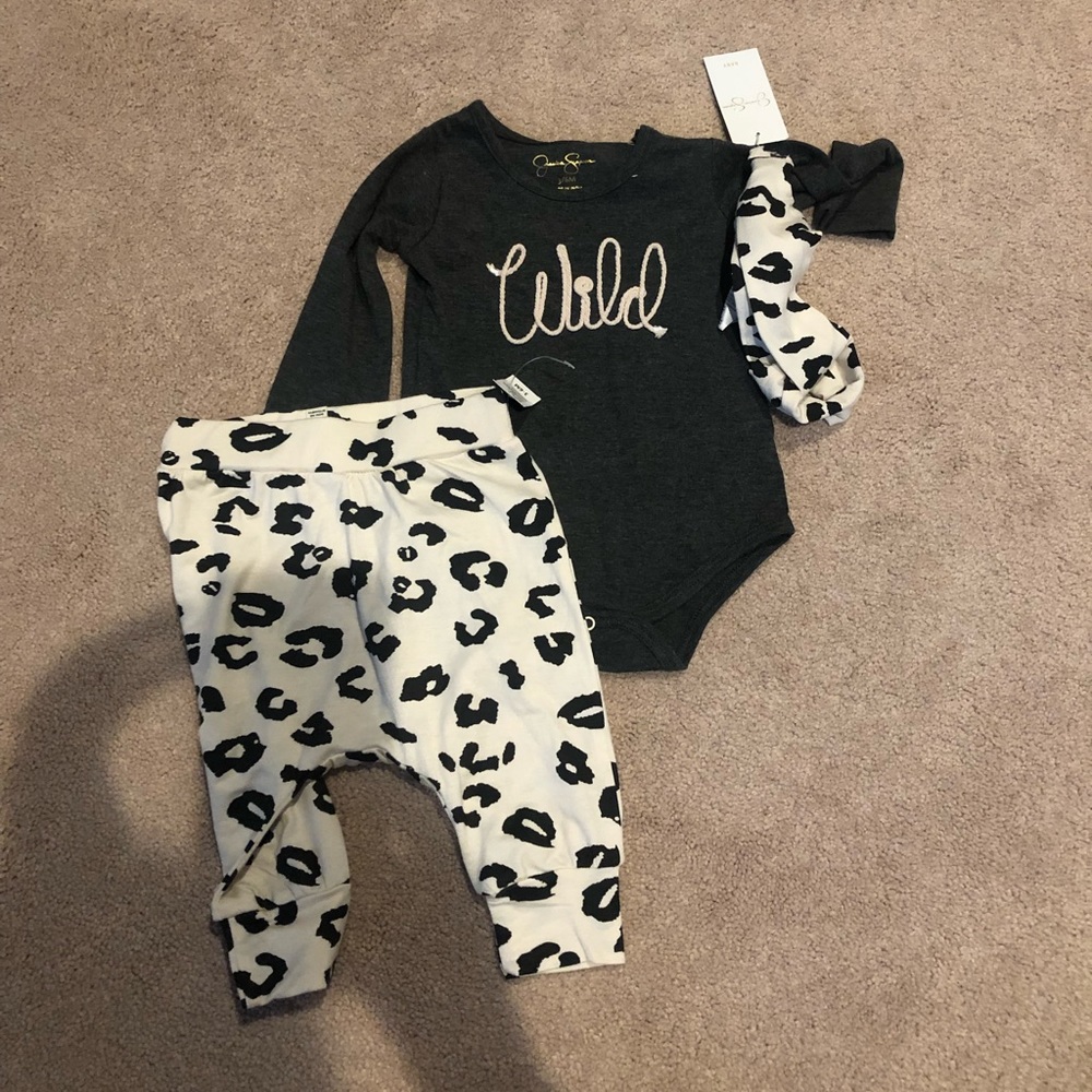 Jessica Simpson 3-6 Month Onesie/Pants Outfit